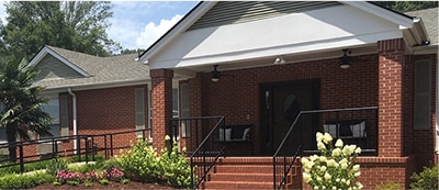 Exterior shot of Linley Park Rehabilitation and Healthcare Center